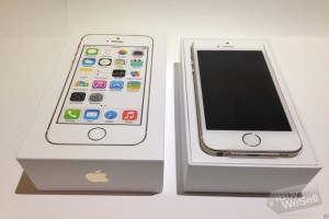 Apple iPhone 5S Unlocked Phone