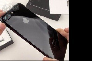 Apple iphone 7 plus 128gb - jet black - factory unlocked