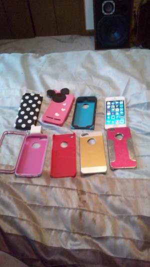 Iphone 5 32 gbs with extras