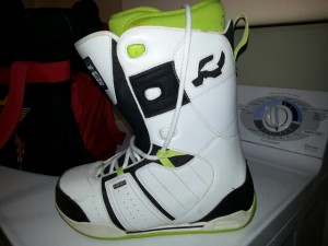 Snowboarding boots