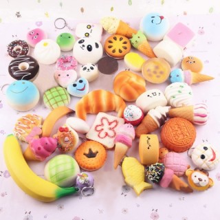 10 PCS Mini Soft Extrusion Bread Toys Keyring Rising Decompression Squeeze Toys Children Gift