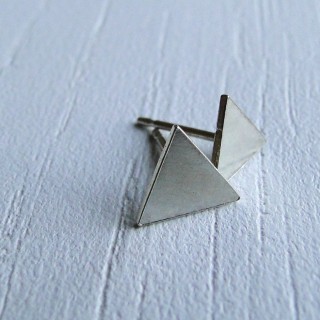 AngiMac Petite Triangle Studs Silver