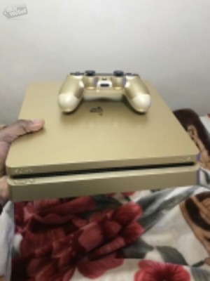 Gold sony play station 4 (PS4)
